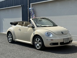 フォルクスワーゲン ニュービートルカブリオレ LZ ベージュレザー　シートヒーター