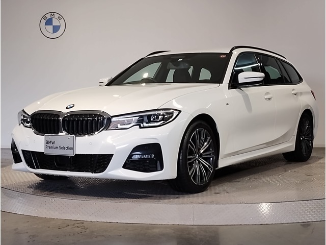 BMW320iツーリングMsportが入庫しました。外装色はアルピンホワイトで御座います。