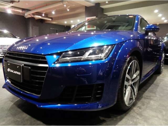 オークジャパンでは、日本及び世界各国に張り巡らされた独自の仕入ルートにより、厳選された輸入車のみのお取扱いとなります。