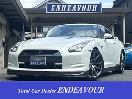 日産 GT-R 3.8 4WD 後期ヘッドライト　社外テール　トランクス