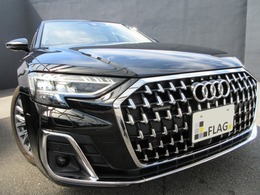 アウディ A8 55 TFSI クワトロ 4WD パノラマサンルーフ パールセントベージュ