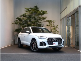 アウディ SQ5スポーツバック 3.0 4WD マトリクス　レザー　サンルーフ　20AW