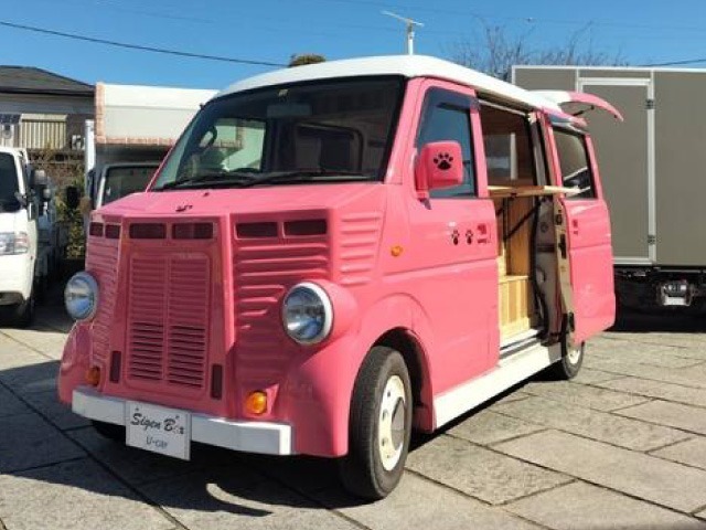 キッチンカー・移動販売車・車中泊カー・移動オフィスなどのご用命はシゲンボックスへ。車体オリジナル塗装やカスタム、構造変更なども可能ですのでご相談ください。ドライブレコーダー付バックモニター標準装備