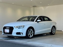 アウディ A3セダン 30 TFSI スポーツ 正規ディーラー認定中古車