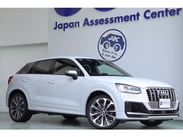 アウディ SQ2 2.0 4WD バーチャルコックピット　19インチAW
