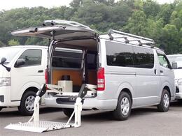 トヨタ レジアスエース 2.8 リフト付バン ロング ディーゼルターボ 4WD トヨタ車体パワーリフト 最大昇降能力300kg