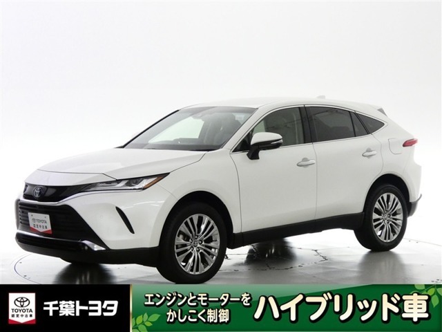 厳選されたトヨタ認定中古車のハリアーHEVです。環境にやさしく燃費性能も良いハイブリット車です。静かな走りによる快適な静粛性の室内を実感できます。