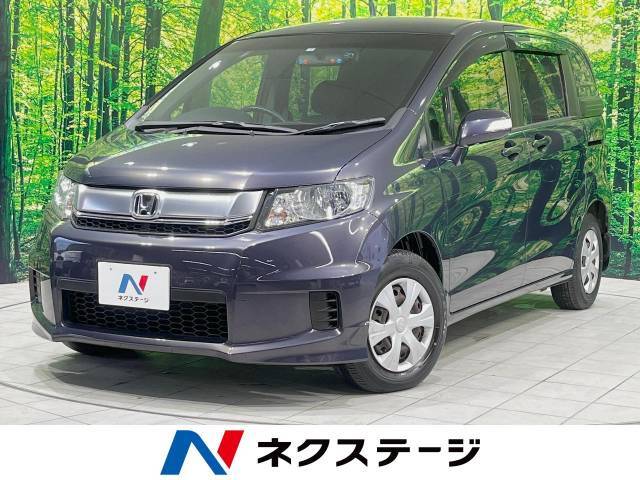 禁煙車　SDナビ　両側パワースライドドア　クルーズコントロール