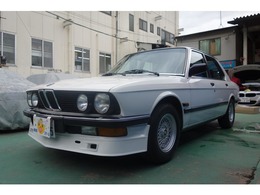BMW 5シリーズ 528e 買取仕入
