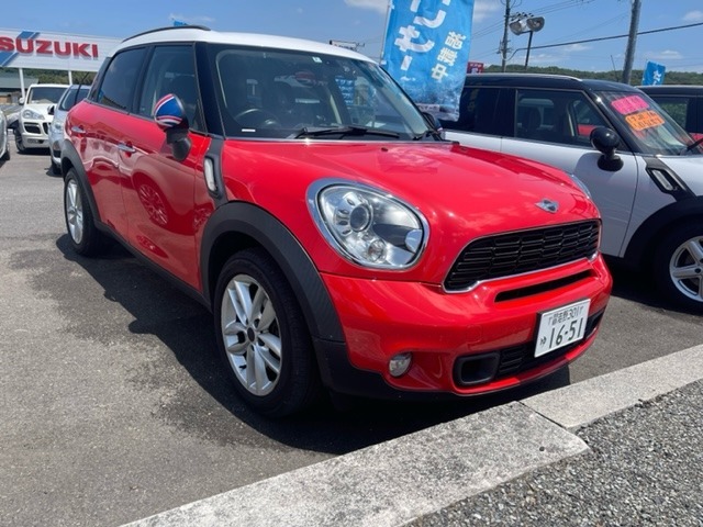 クロスオーバー赤白ツートン