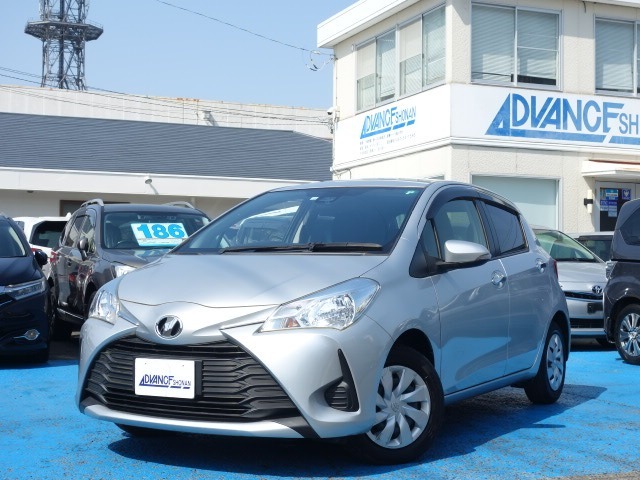 当店の中古車は、オートオークションから厳選して仕入れた後、店頭にてさらに第三者の評価検査を受けております。