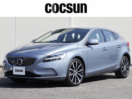 ボルボ V40 T3 インスクリプション ワンオーナー　ブロンド本革シート　シート