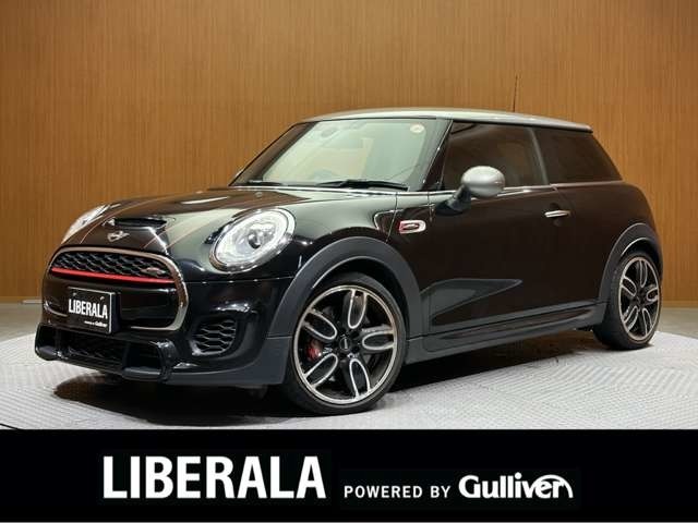 関東最大級の輸入車在庫台数を誇るLIBERALA千葉がGRAND OPEN致しました！！安心してお乗りいただける輸入車を全国のお客様にご提案、ご提供してまいります。