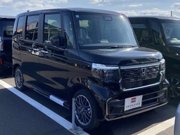 ホンダ N-BOX カスタム 660 ターボ 両側パワスラ　届出済未使用車
