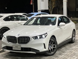 BMW i5 eドライブ40 エクセレンス 1オーナー　黒革　HUD LEDヘッドライト　コ