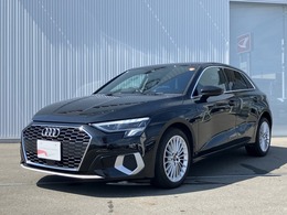 アウディ A3スポーツバック 30 TFSI アドバンスト ワンオーナー　TVチューナー　運転席電動調