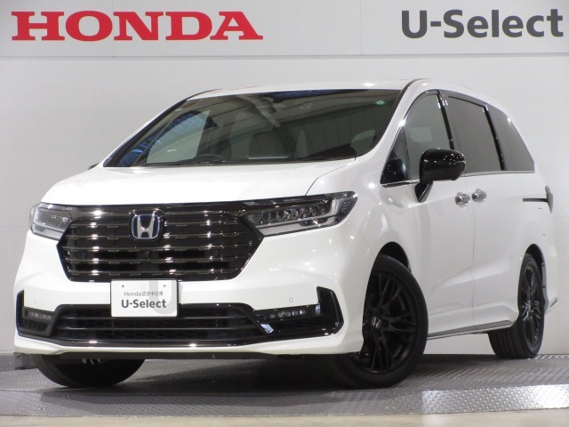 当社試乗車、業務車のオデッセイハイブリッド（e：HEVアブソルートEXブラックエディション）が入庫です。内外装ともに綺麗なお車で、ギャザズナビ  Bluetooth  ETC  Rカメラ 等付いてます
