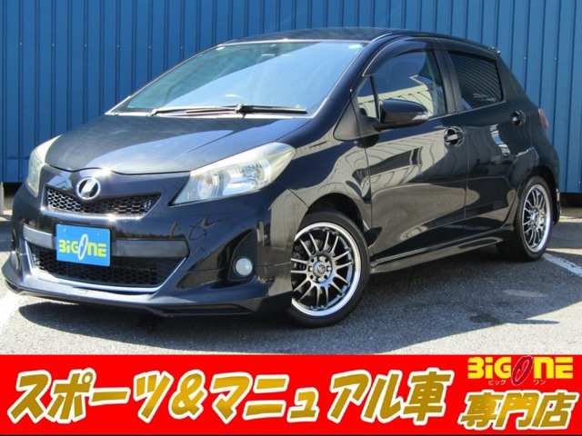 お買い得な中古車を多数展示しております！展示場を歩いているだけで楽しいラインナップで沢山のご来店をお待ち致しております！当社の在庫一覧も是非ご覧ください。