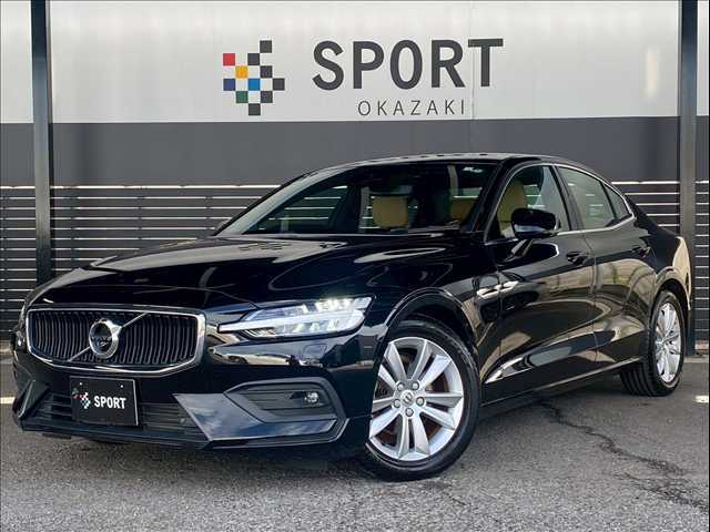 R2年式　S60 T4 モメンタム　入荷しました♪♪　お問い合わせ先は　0564-33-4092　担当中島まで。