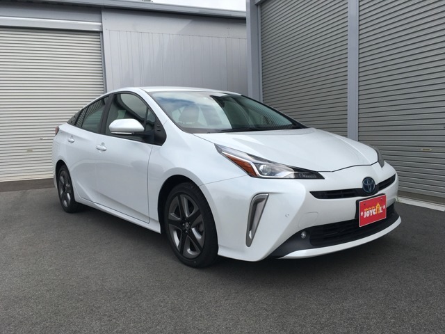 お車御覧いただきありがとうございます。トヨタのプリウス入庫致しました！