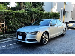 アウディ A6 ハイブリッド 屋根付き保管地デジ禁煙車本革シートアルミ