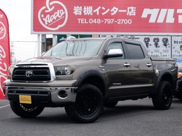 米国トヨタ タンドラ クルーマックス　TRDオフロード　新並 リフトUP　新品タイヤ＆AW電動ステップ