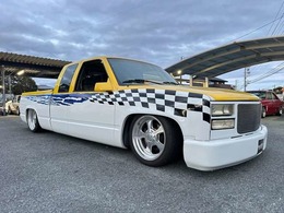 シボレー C1500 前後新品エアサス　バドニックアルミ スムージング　ビレットグリル　カスタム車