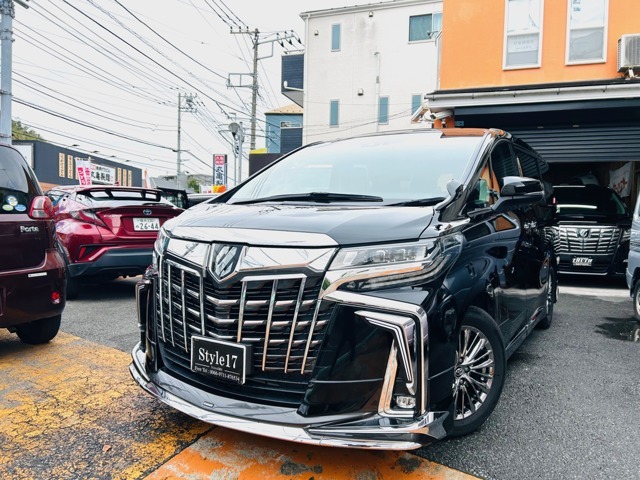 アルファード後期2.5SCパッケージが入庫しました♪サンルーフ！黒革シート！フリップダウンモニター！モデリスタエアロ！エグゼ用ホイール！