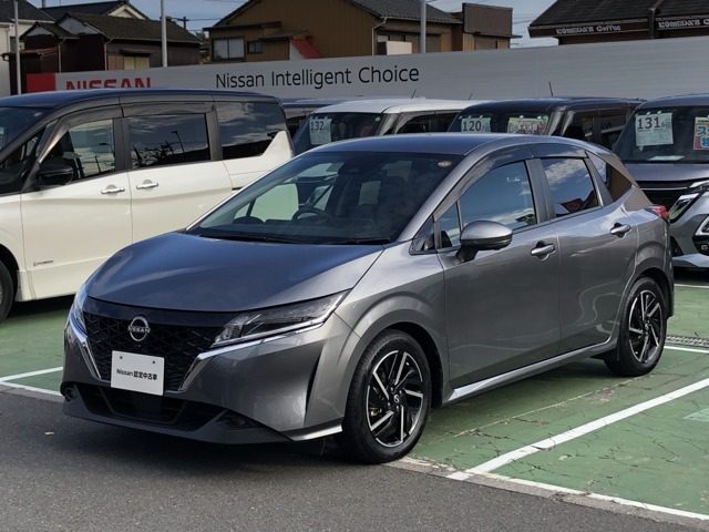 当店のおクルマをご覧いただき、誠にありがとうございます♪NISSANクオリティショップ認定【日産神奈川・Carスクエア平塚田村店】です！