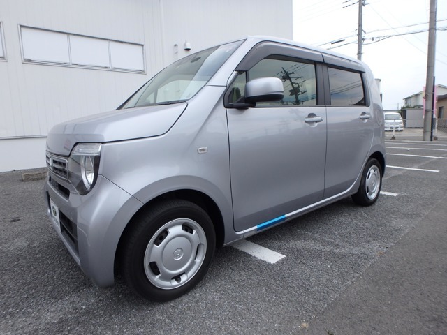 納車時にピッカピカの状態でお渡しいたします。納車後に自分でやるという方も多いですが、忙しかったりとなかなかできないものですよね＾＾当店一押しのプランです★