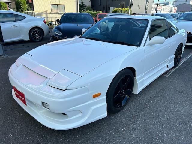 今では人気の希少車180SX！純正MT車が入庫しました！