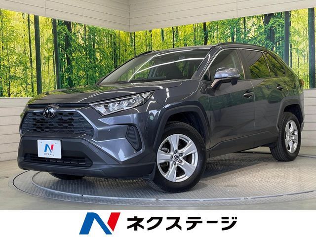 純正8インチSDナビ　バックカメラ　衝突被害軽減システム　禁煙車