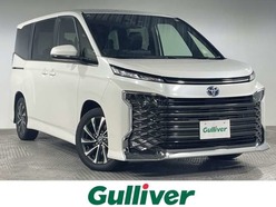 R7　トヨタ　ヴォクシー　ハイブリッド