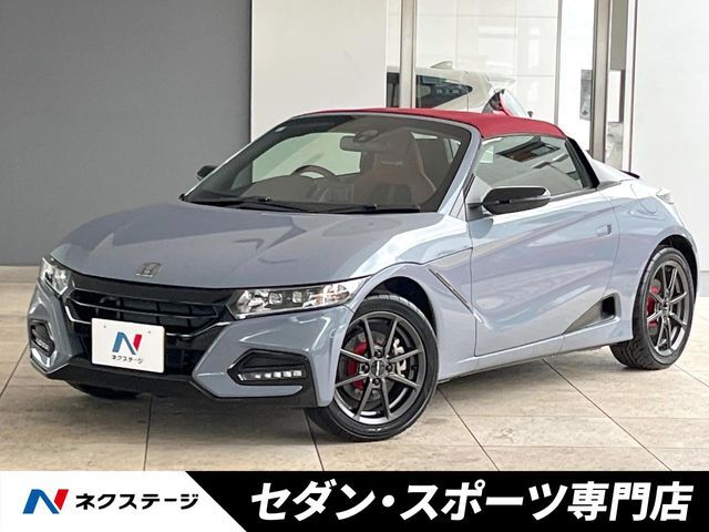 シートヒーター　ハーフレザーシート　LEDヘッド　クルーズコントロール