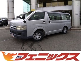 トヨタ ハイエースバン 2.0 DX ロング 5ドア5速MT走行0.7kmガソリン車