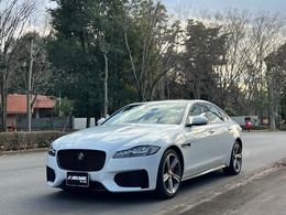 ジャガー XF S 赤/黒コンビレザーシート