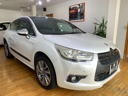 シトロエン DS4 シック 6EGS 社外ナビ　本革シート