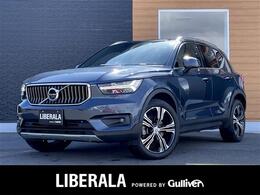 ボルボ XC40 T4 AWD インスクリプション 4WD 本革シート ワンオーナー
