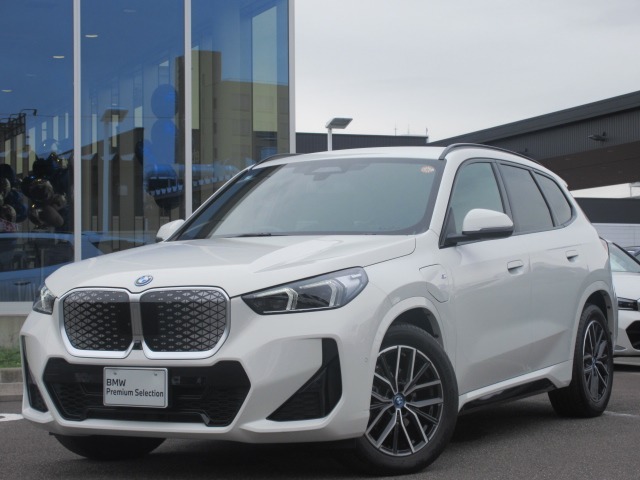 名鉄BMW プレミアムセレクション岐阜では良質な認定中古車を取り揃えています。展示場から岐阜城が見えるロケーションに位置します。(058)259-3303 までお気軽にお問い合わせください！！