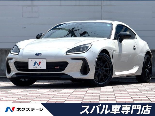 禁煙車・ブレンボキャリパー・純正アルパイン製SDナビ・バックカメラ