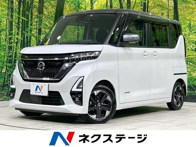 全周囲カメラ　先進安全装備　禁煙車　コーナーセンサー　スマートキー