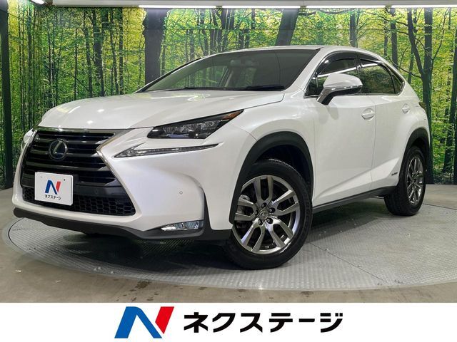 純正ナビ　禁煙車　バックカメラ　ステアリングヒーター　シートヒーター