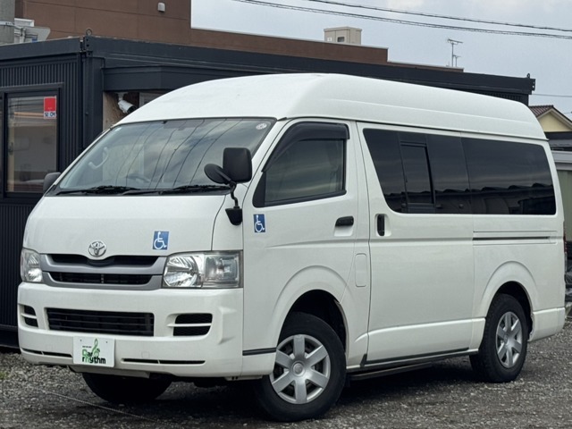 当社の車両をご覧いただき、ありがとうございます！秋田市土崎に新しくオープンした中古車販売店Car　rhythm（カーリズム）です！