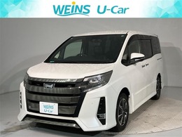 トヨタ ノア 2.0 Si WxBII 走行32000キロ　3列シート7人乗り