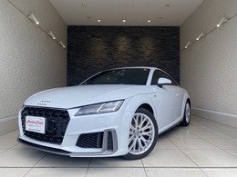 アウディ TT クーペ 45 TFSI クワトロ Sラインパッケージ 4WD 