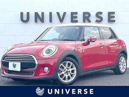 ミニ ミニ クーパー 5ドア DCT 黒革シート　LEDライトPKG　ペッパーPKG　O