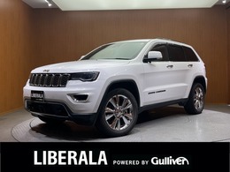 ジープ グランドチェロキー リミテッド 4WD ACC　純正ナビ　バックカメラ　黒革　シー