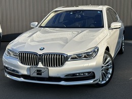 BMW 7シリーズ 750i デザインピュアエクセレンス　黒革シート