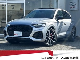 アウディ SQ5 3.0 4WD サンルーフ/赤レザー/エアサス/ブラックsty