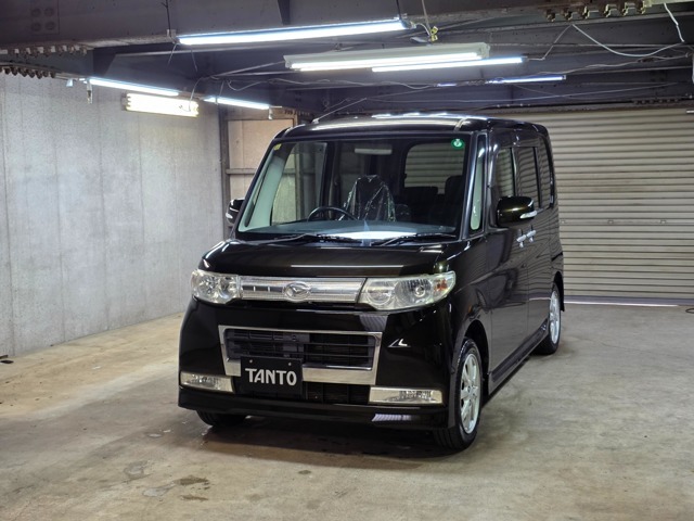当店自慢の1台です。直接の現車確認、大歓迎です。ぜひ、一度見にご来店ください。（ご来店の際は事前のご予約をお願い致します！）